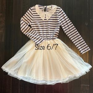 Darling girls’ dresses in time for the holidays!